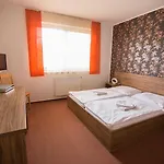 Olympionik Hotell 3*