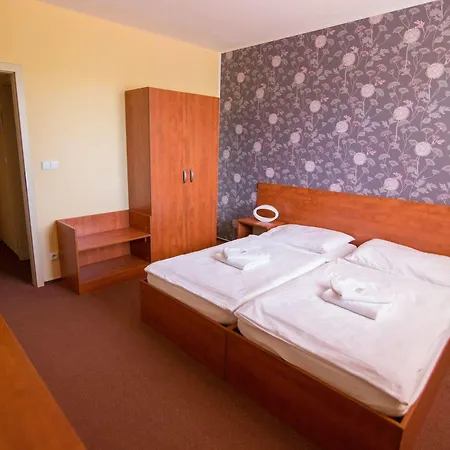 Olympionik Hotel 3*